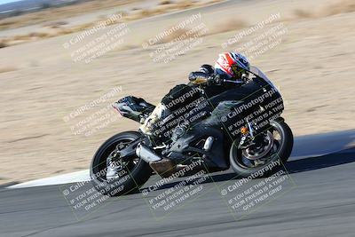 media/Jan-09-2022-SoCal Trackdays (Sun) [[2b1fec8404]]/Turn 8 (1045am)/